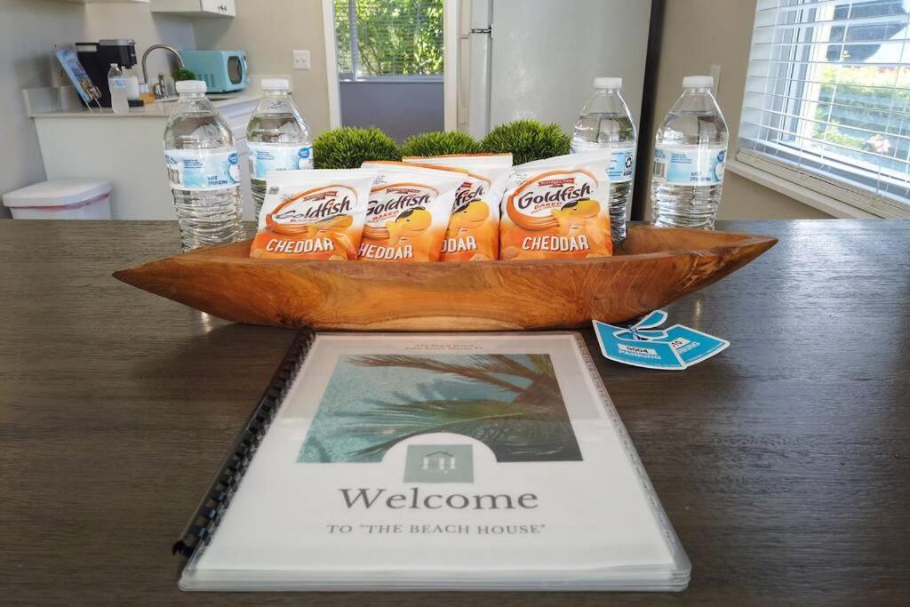 The Beach House At Seascape Steps From The Beach, Marina And Shops! West Palm Beach Eksteriør bilde