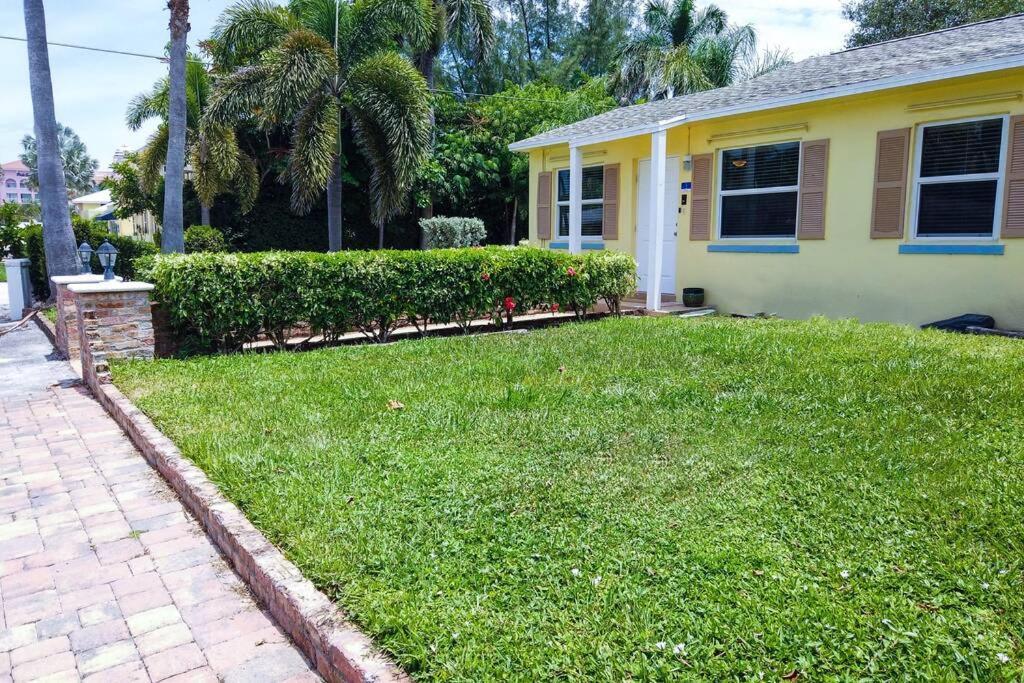 The Beach House At Seascape Steps From The Beach, Marina And Shops! West Palm Beach Eksteriør bilde
