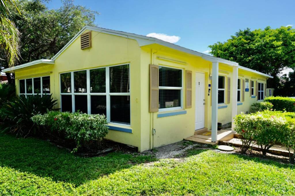 The Beach House At Seascape Steps From The Beach, Marina And Shops! West Palm Beach Eksteriør bilde